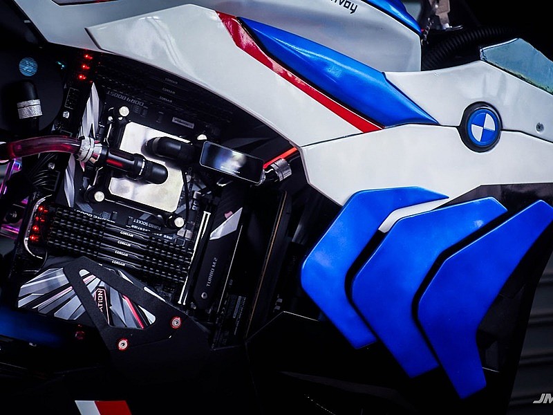 BMW S1000RR PC - 04