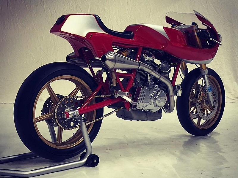 Ducati MHR1000 - tras. derecha