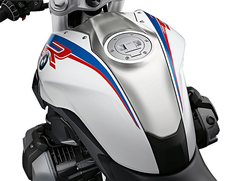 Acabados de acero en la BMW R 1250 R HP 2019