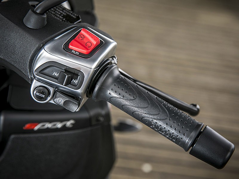 piaggio_mp3_300_hpe_2019_09