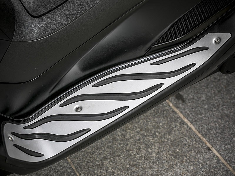 piaggio_mp3_300_hpe_2019_10