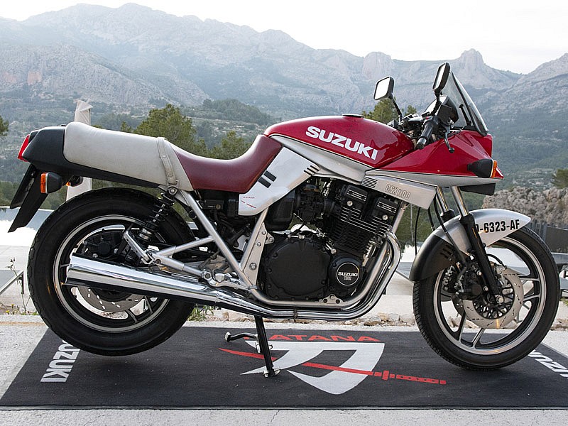 Suzuki GSX1100S Katana 1985