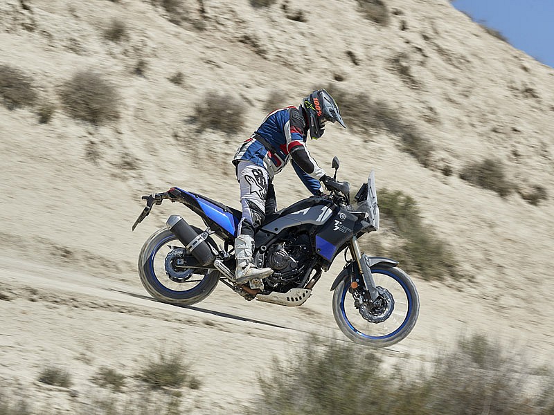 Estrecha y ergonómica, la Yamaha Ténéré 700 se siente tuya desde el primer momento