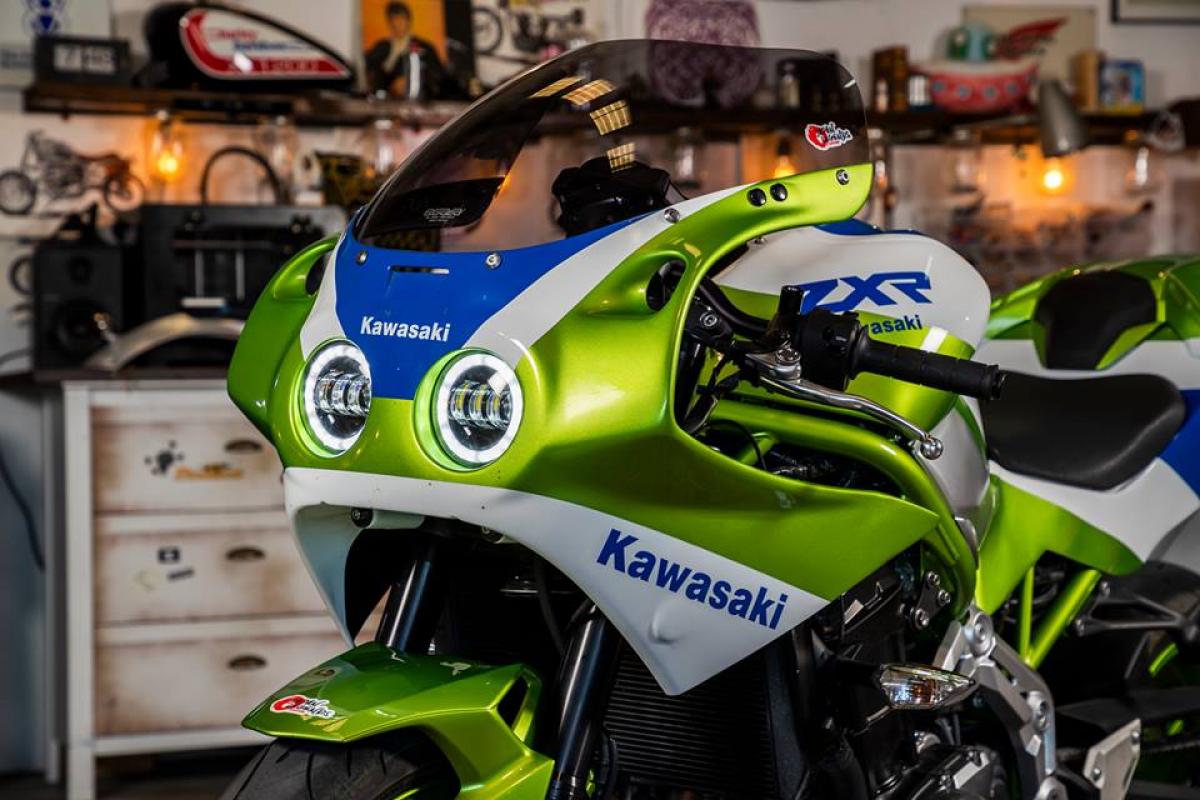 Frontal Kawasaki ZXR900