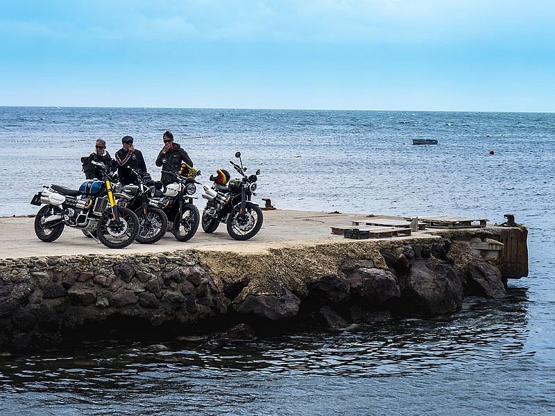 Desert Spirit, Triumph Scrambler en Almeria