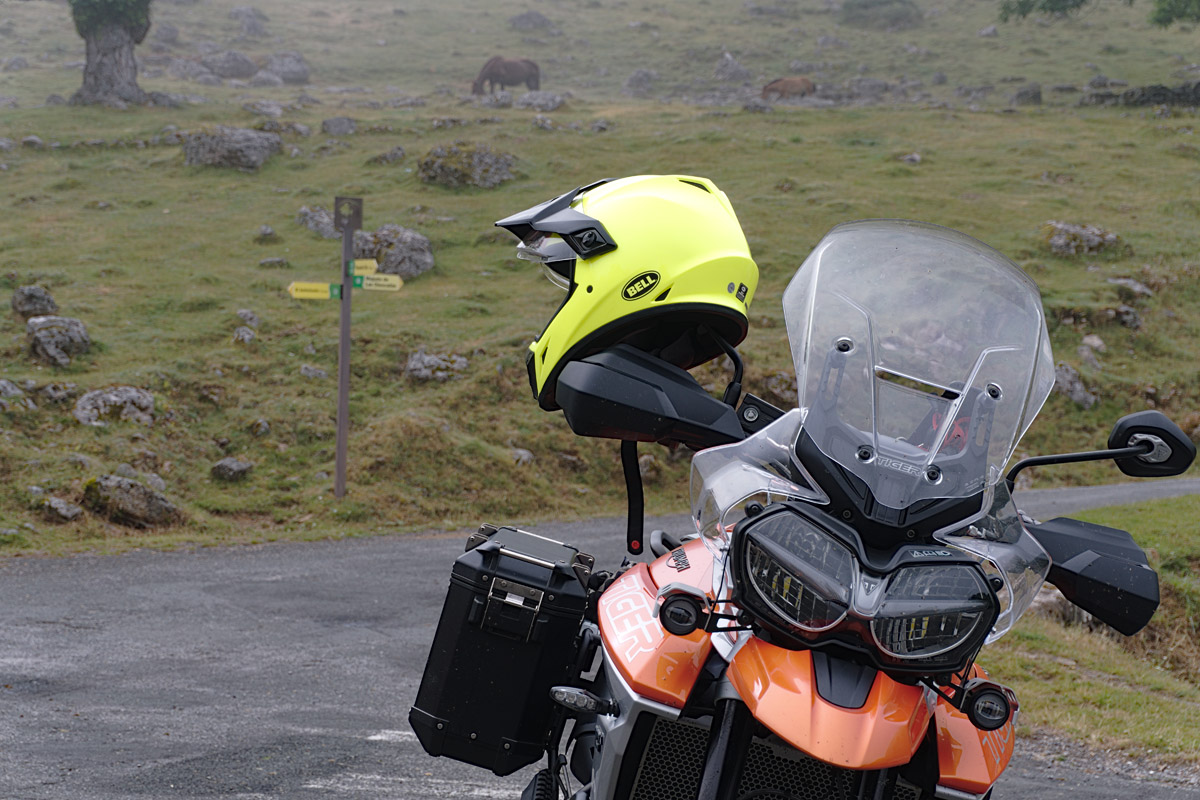 Ermita de la Virgen de Lomos - Ruta Soria Triumph Tiger 800 XCA