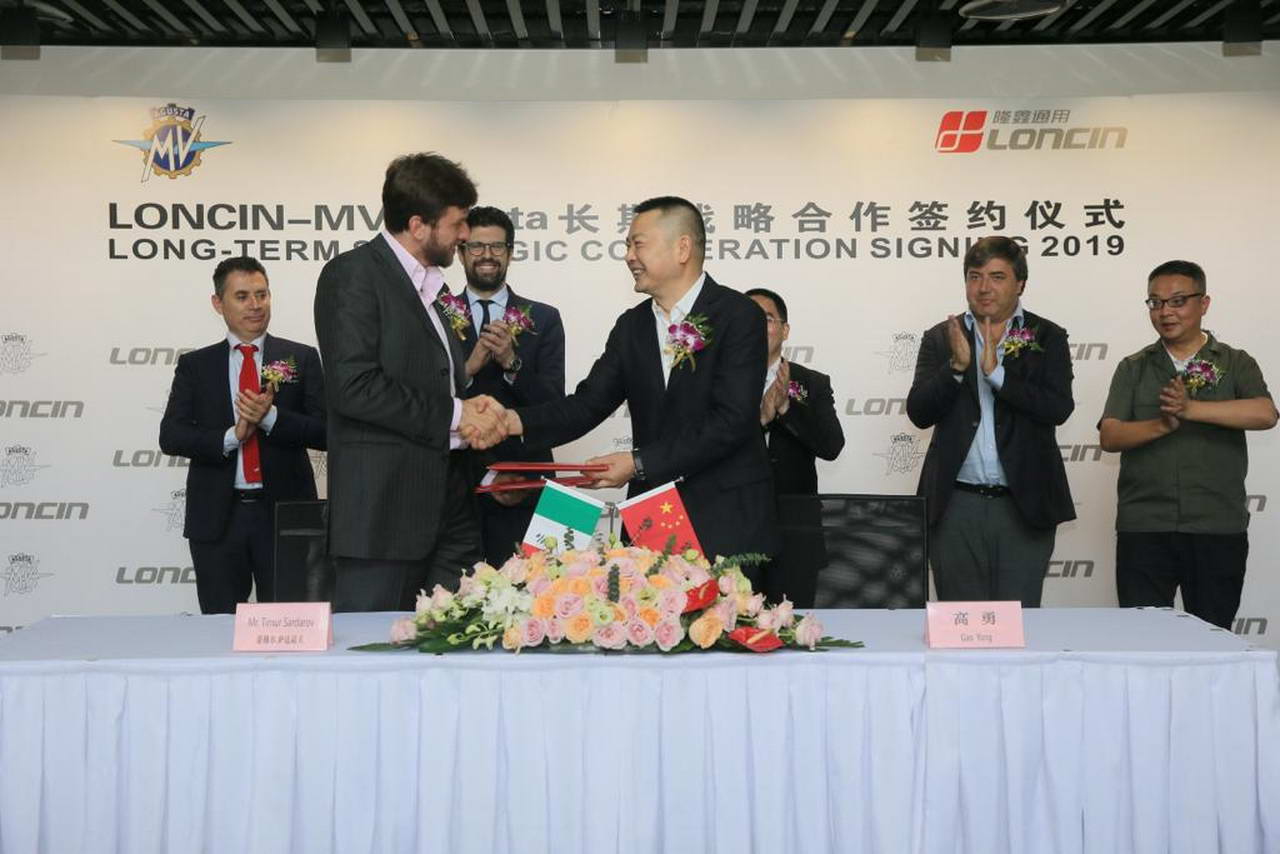 Firma de acuerdo MV Agusta - Loncin