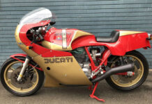 Ducati 900 MHR NCR Replica (lateral izquierdo)