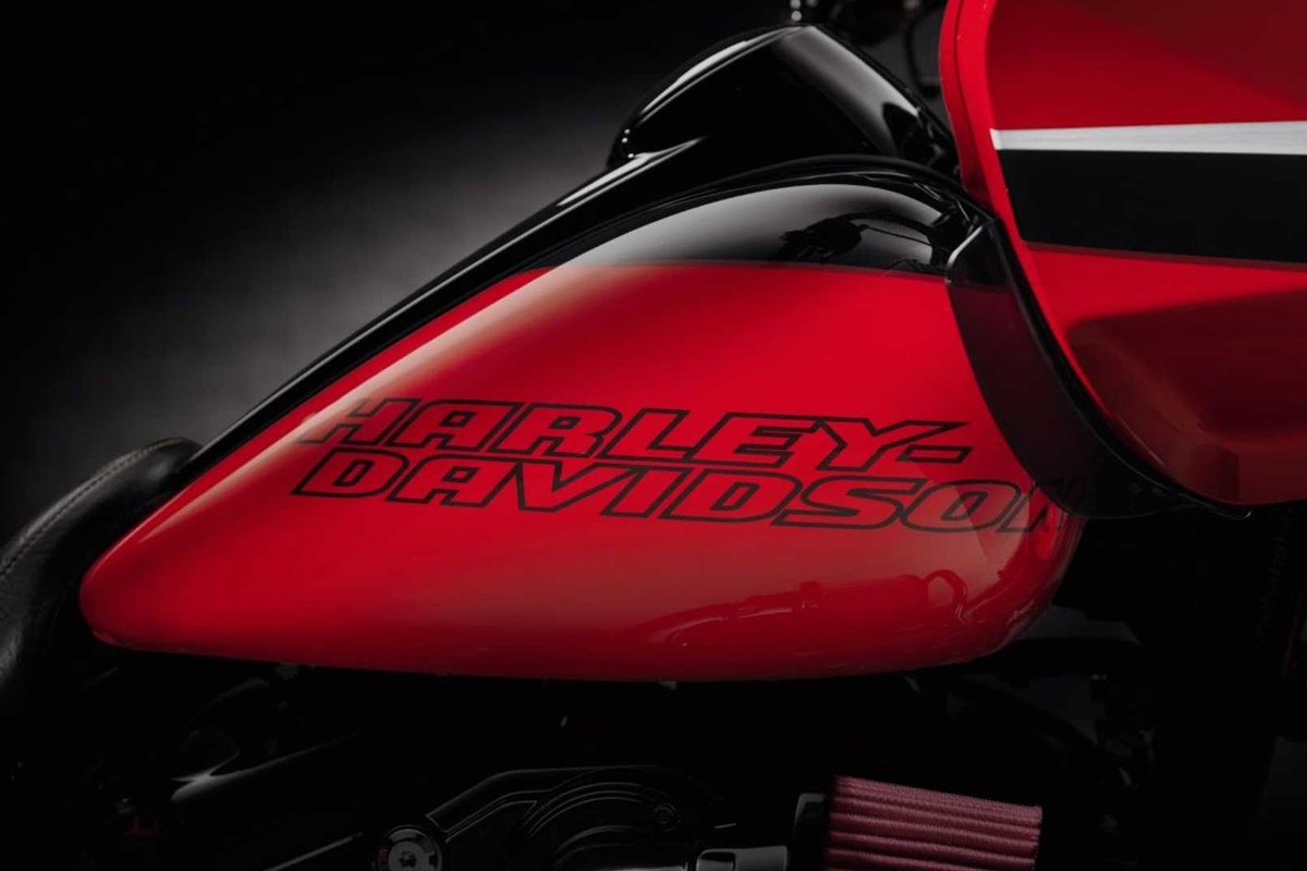 Harley-Davidson Road Glide Mayhem Limited Paint - detalle