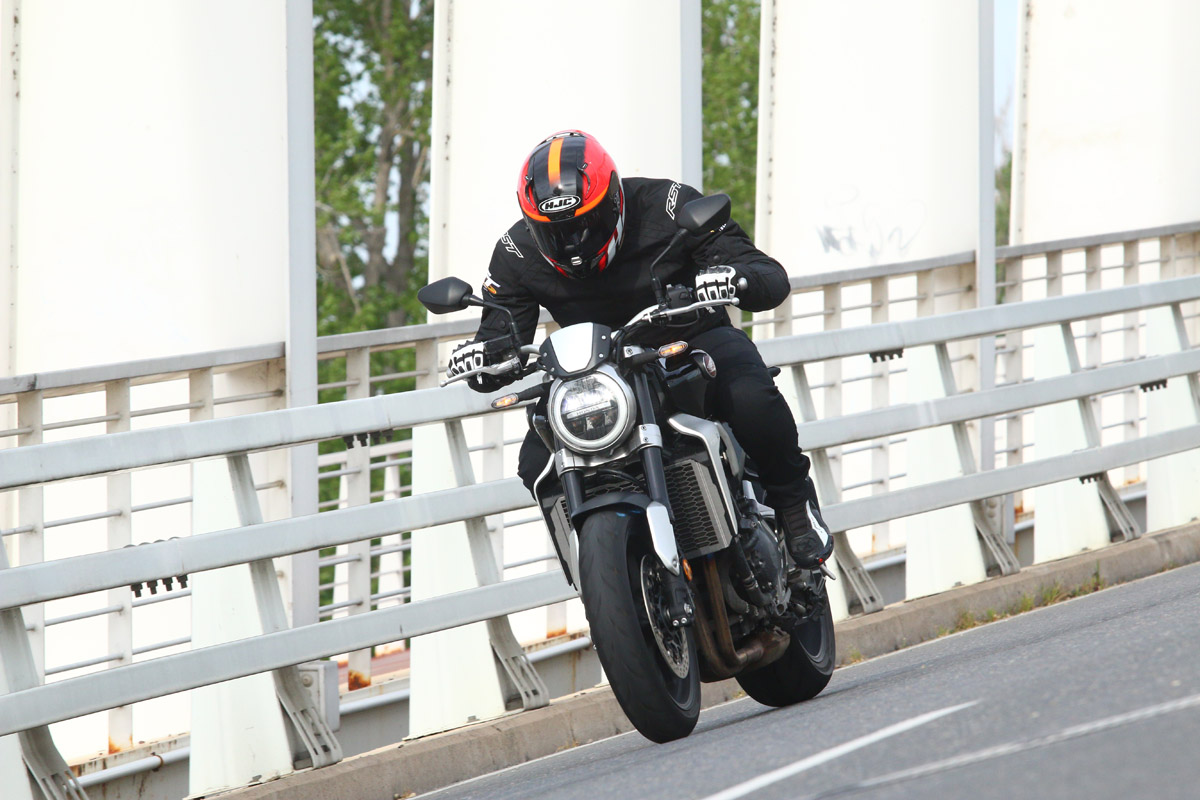 Iluminación full-LED en la Honda CB1000R+