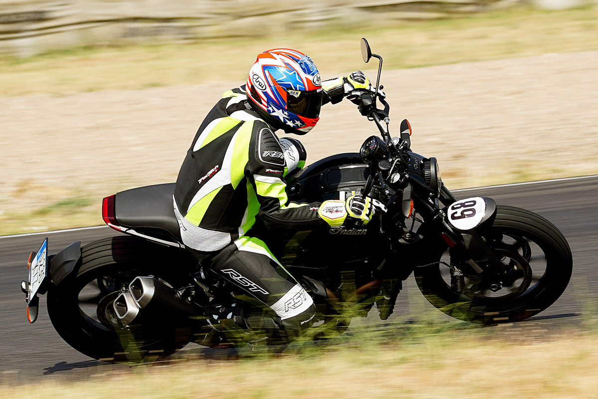 Espíritu deportivo en la Indian FTR 1200 S