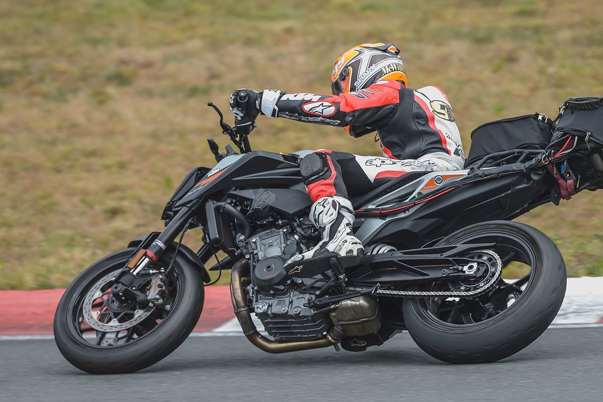 KTM 790 Duke R 2020