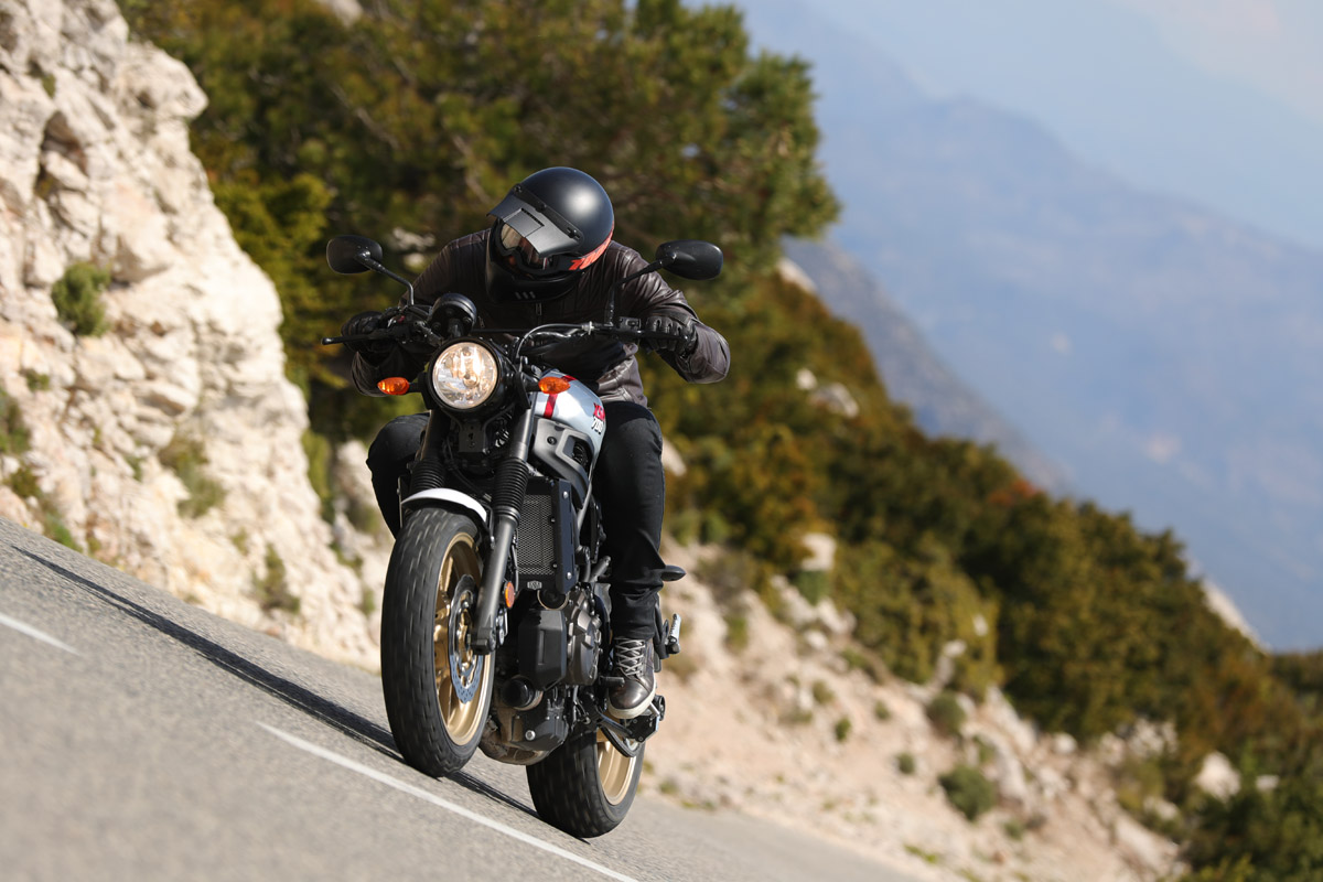 Motor bicilíndrico de 689 cc y 75 CV para la Yamaha XSR700 XTribute