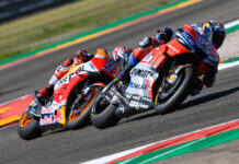 Dovizioso y Márquez luchan por la victoria en Motorland Aragón 2018