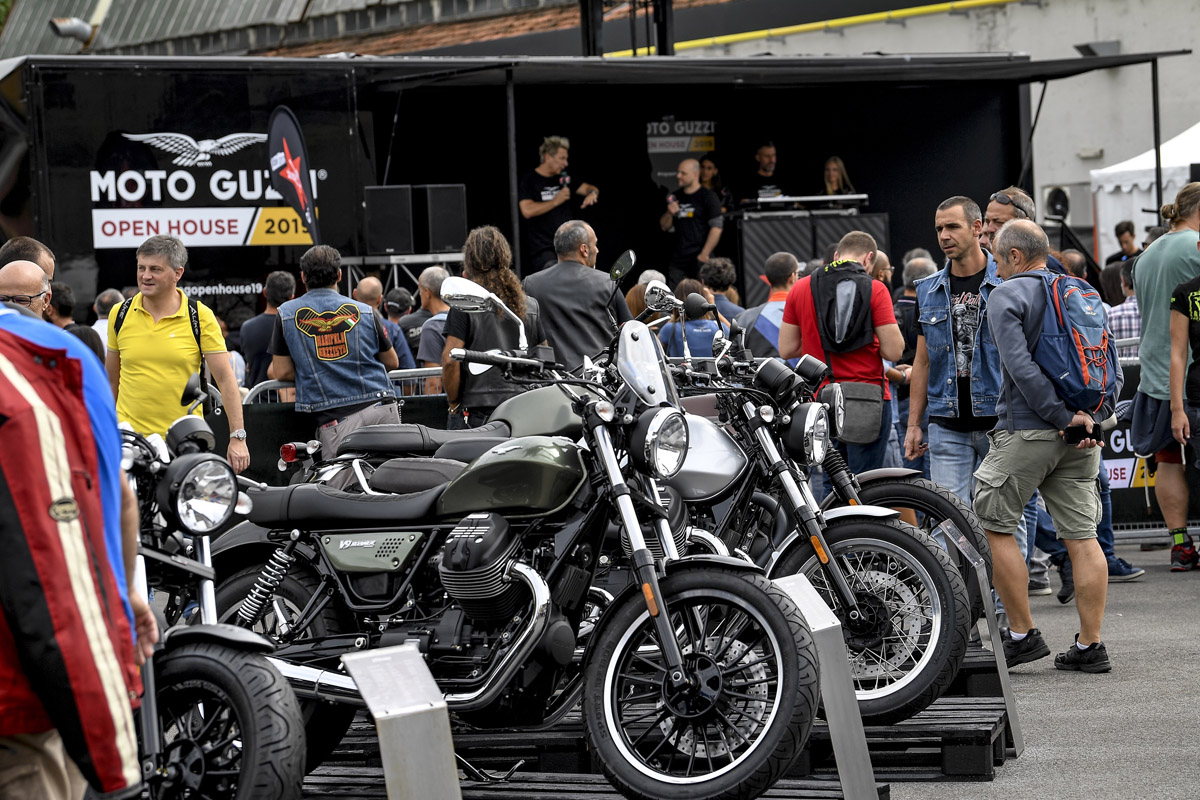 Gama Moto Guzzi V7 en los Open House de Mandello 2019