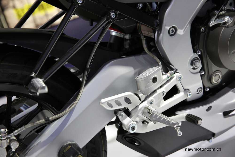 aprilia_gpr_250_8