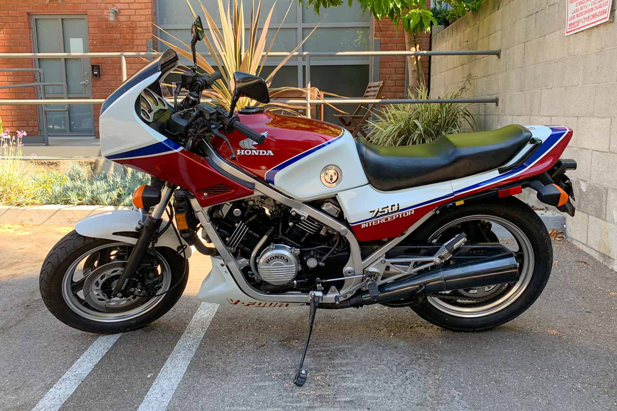 honda_vf750f_interceptor_03