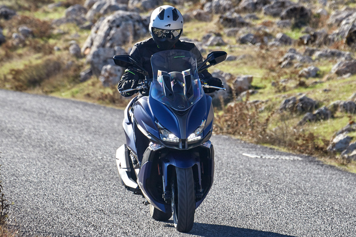 Más bajos y medios para el KYMCO Xciting S 400