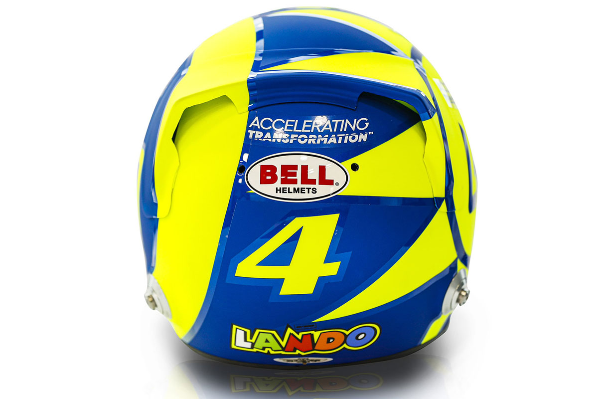 Trasera del casco de Norris