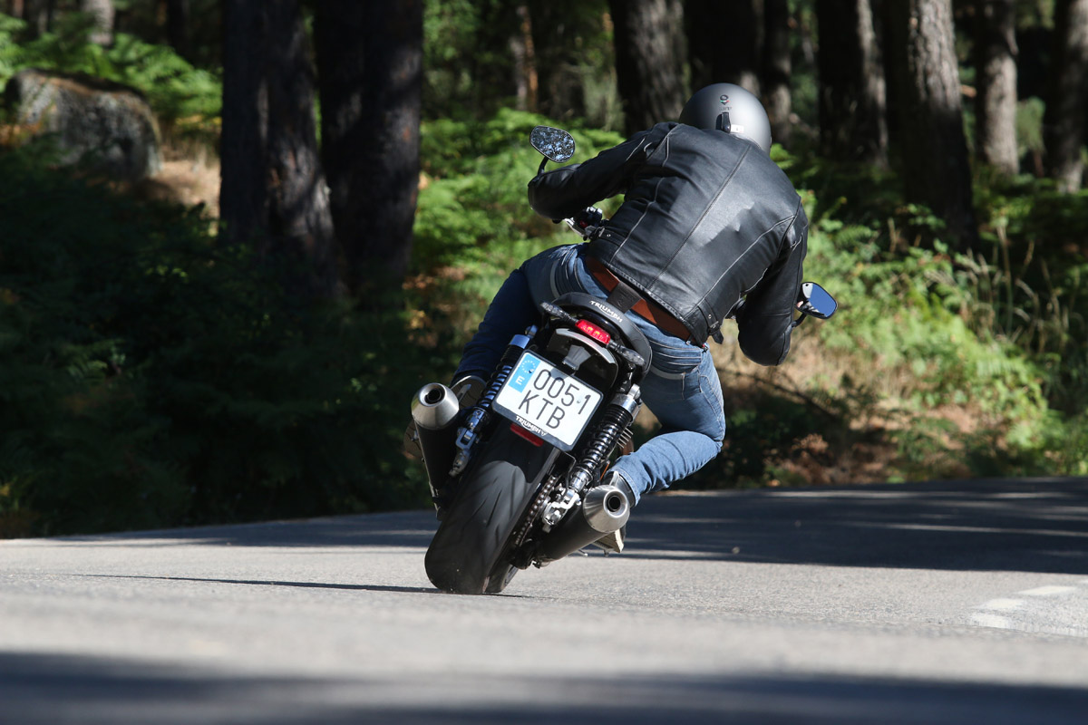 triumph_speed_twin_2019_09