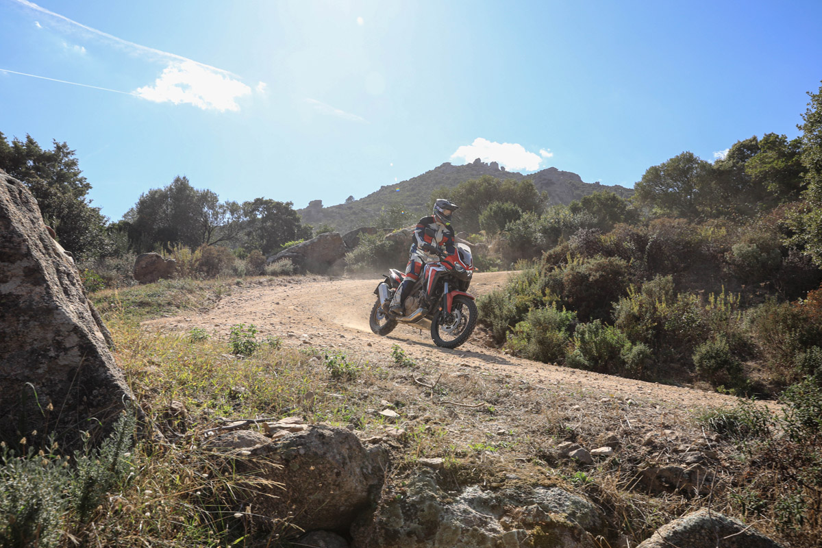 Probando la Africa Twin 2020 en Cerdeña