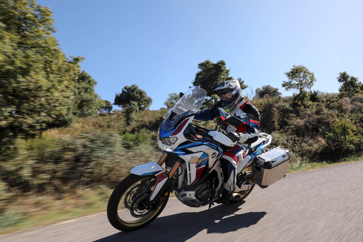 La Honda CRF1100L Africa Twin combina lo mejor del mundo rutero-aventurero