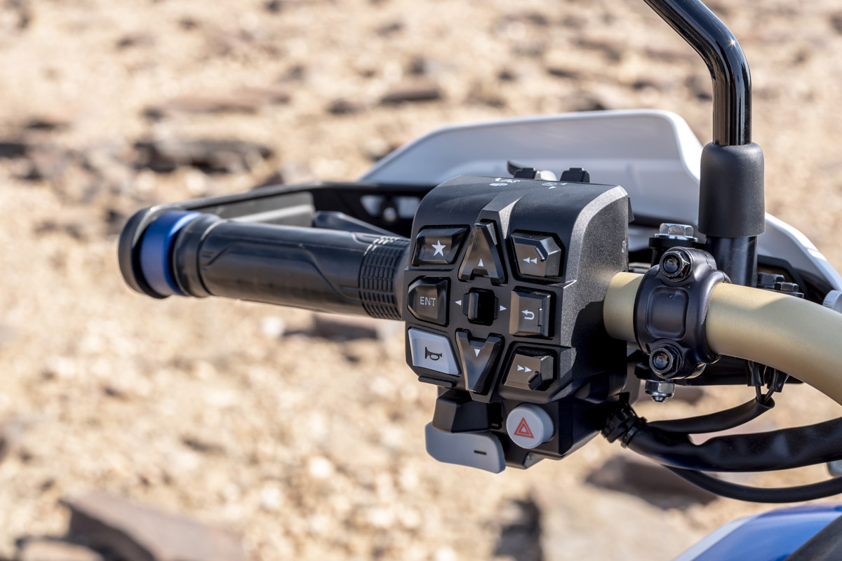 Piña izquierda de la Honda CRF1100L Africa Twin 2020