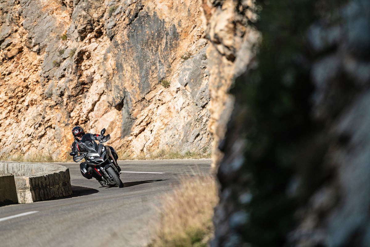 my20_ducati_multistrada_1260_s_grand_tour_01_uc101605_high