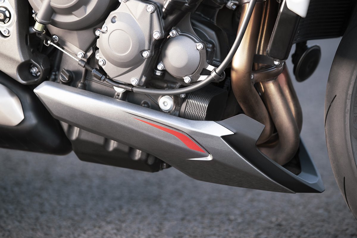 ndp_triumph_streettriple2020_18