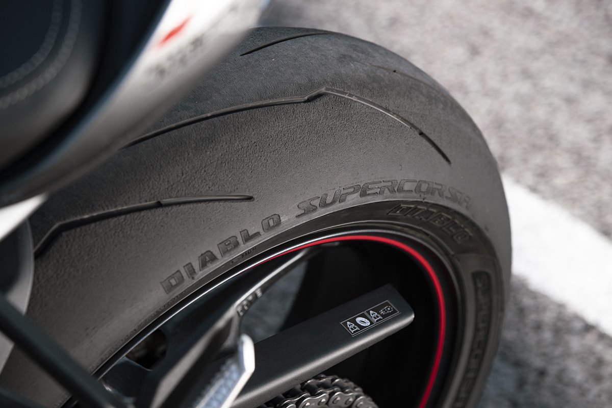 ndp_triumph_streettriple2020_23