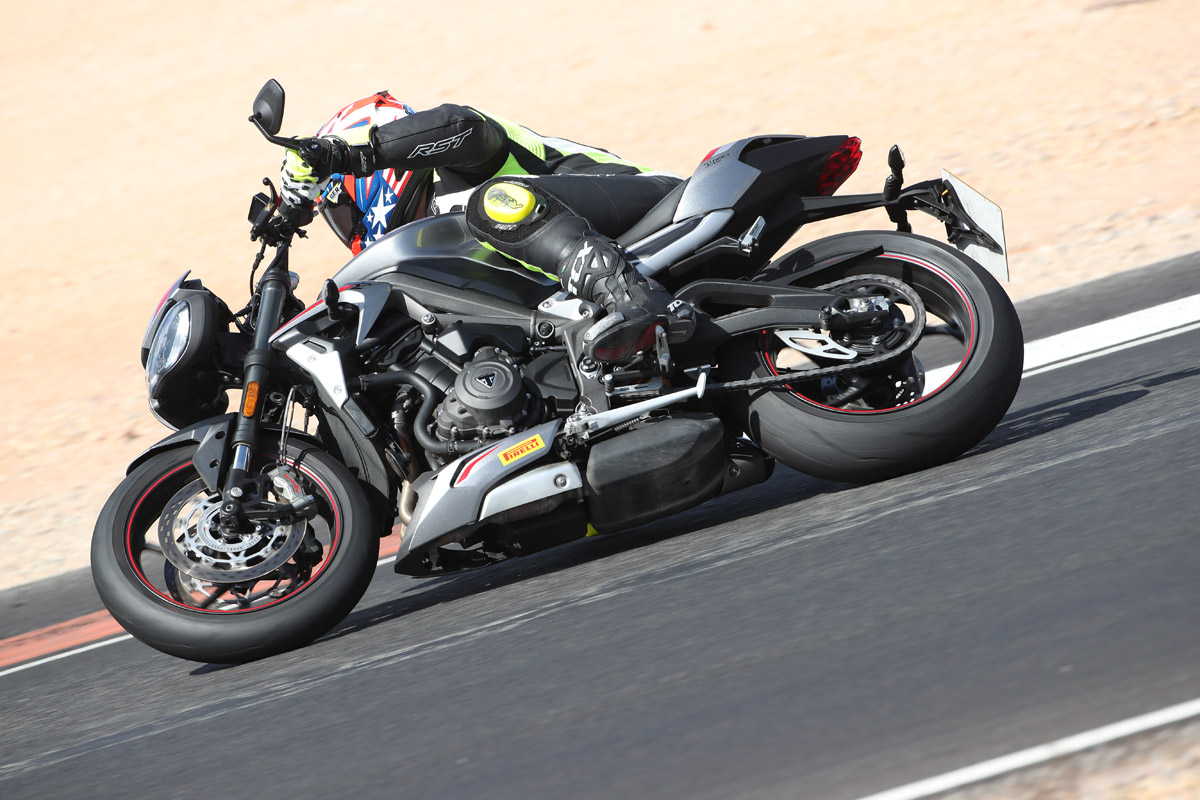 La Triumph Street Triple RS 2020 es intuitiva y divertida a partes iguales