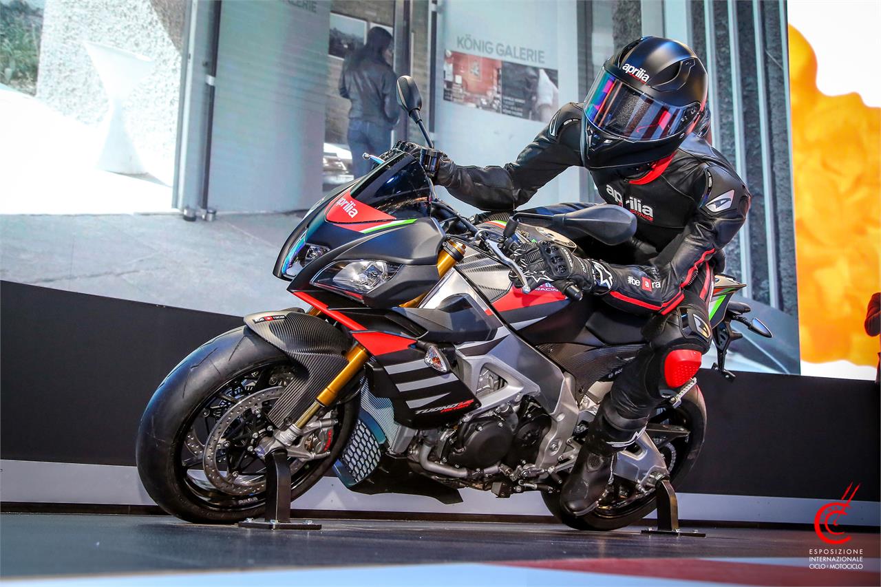 Aprilia Tuono V4 1100 Factory/ RR 2020