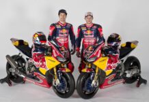 Bradl con Nicky Hayden cuando corrieron juntos en SBK