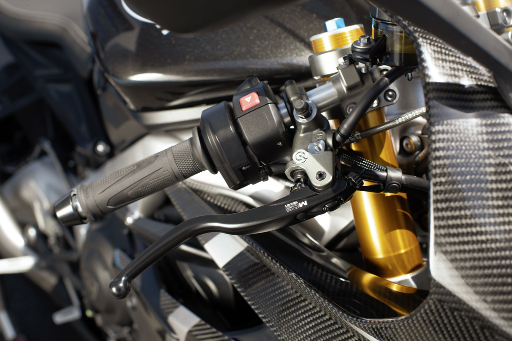 Triumph Daytona Moto2 765  2020