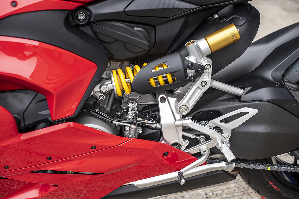 Amortiguador lateral Sachs en la Ducati Panigale V2