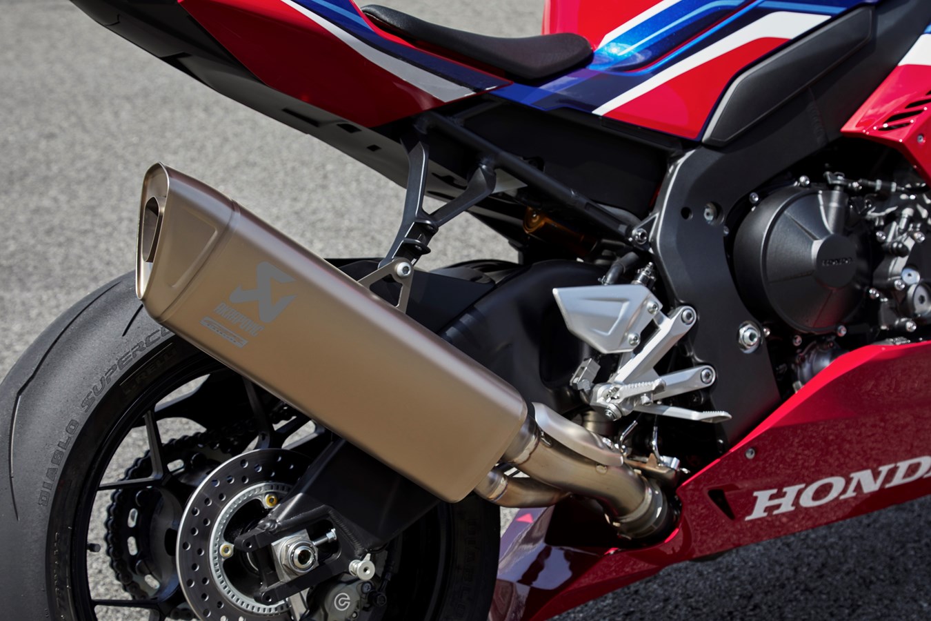 honda_cbr1000rr_sp_fireblade_2020_25