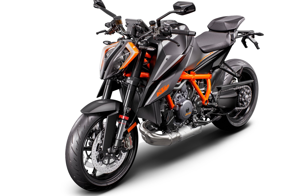 ktm_1290_super_duke_r_my20_-_black_-_front-left