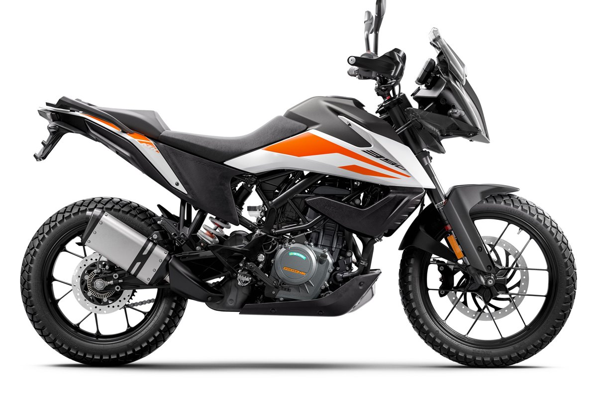 ktm_390_adventure_my20_white_-_right