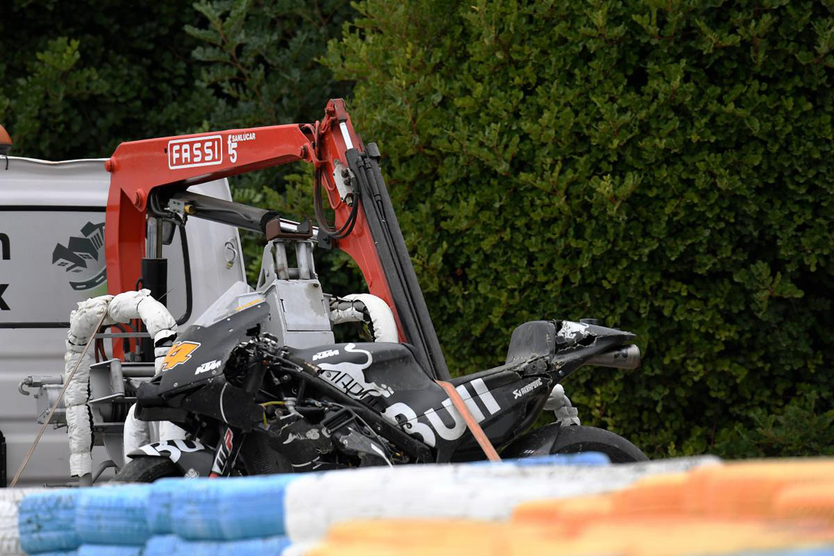 La KTM de Pol Espargaró tras la caída