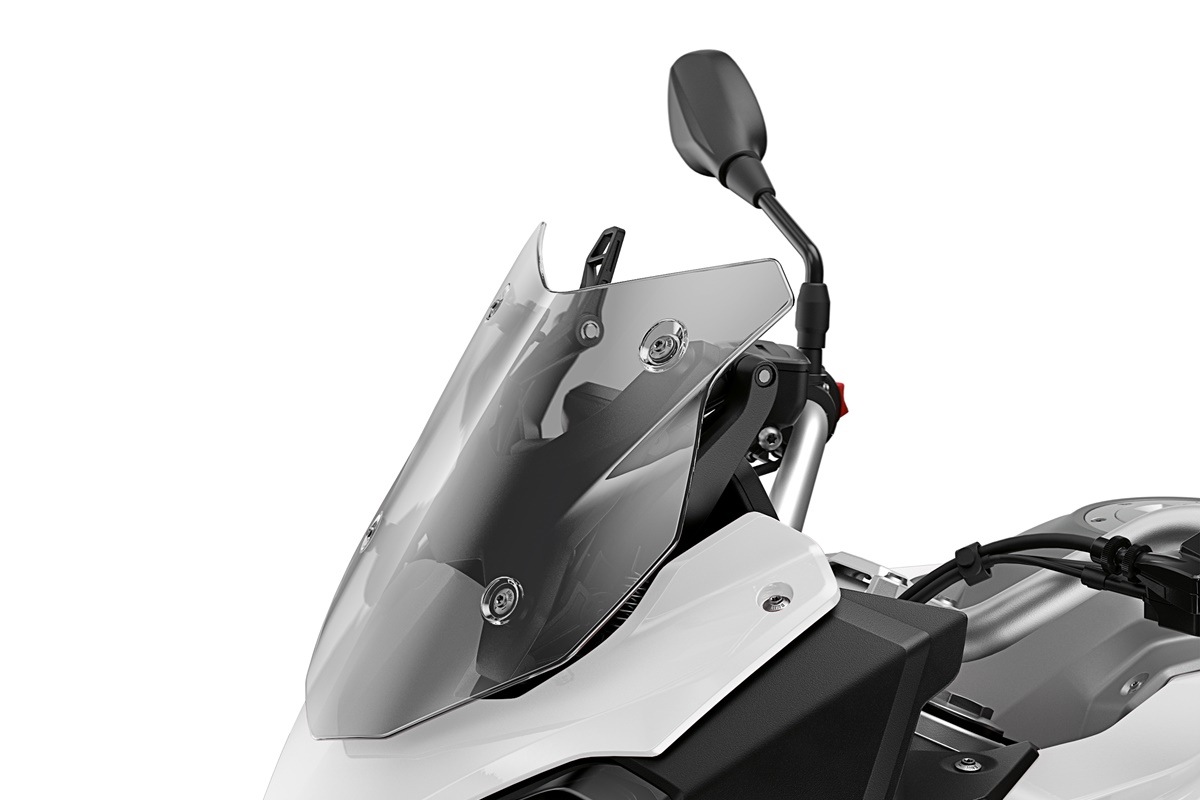 p90373147_highres_bmw-f-900-xr-11-2019
