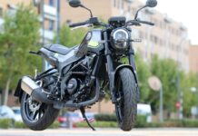 La imponente planta de la Benelli Leoncino 250