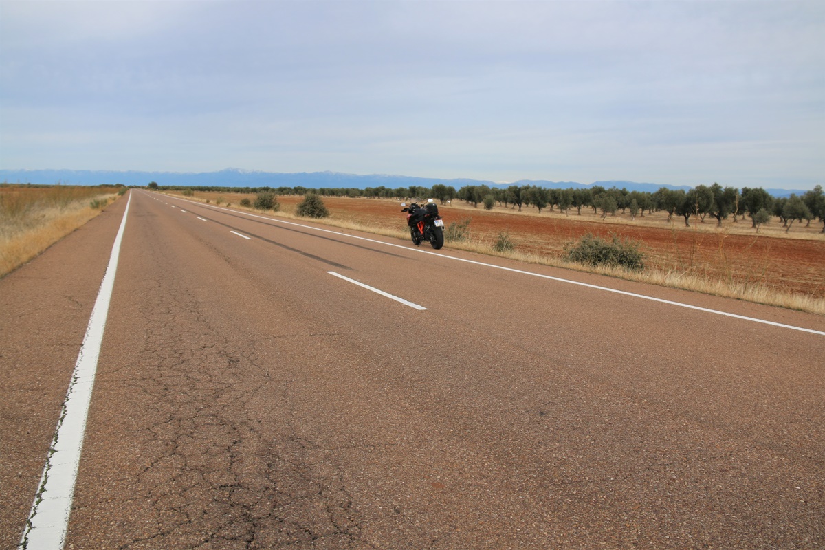 Ruta Top 12. Con las nieves de Gredos como telón de fondo