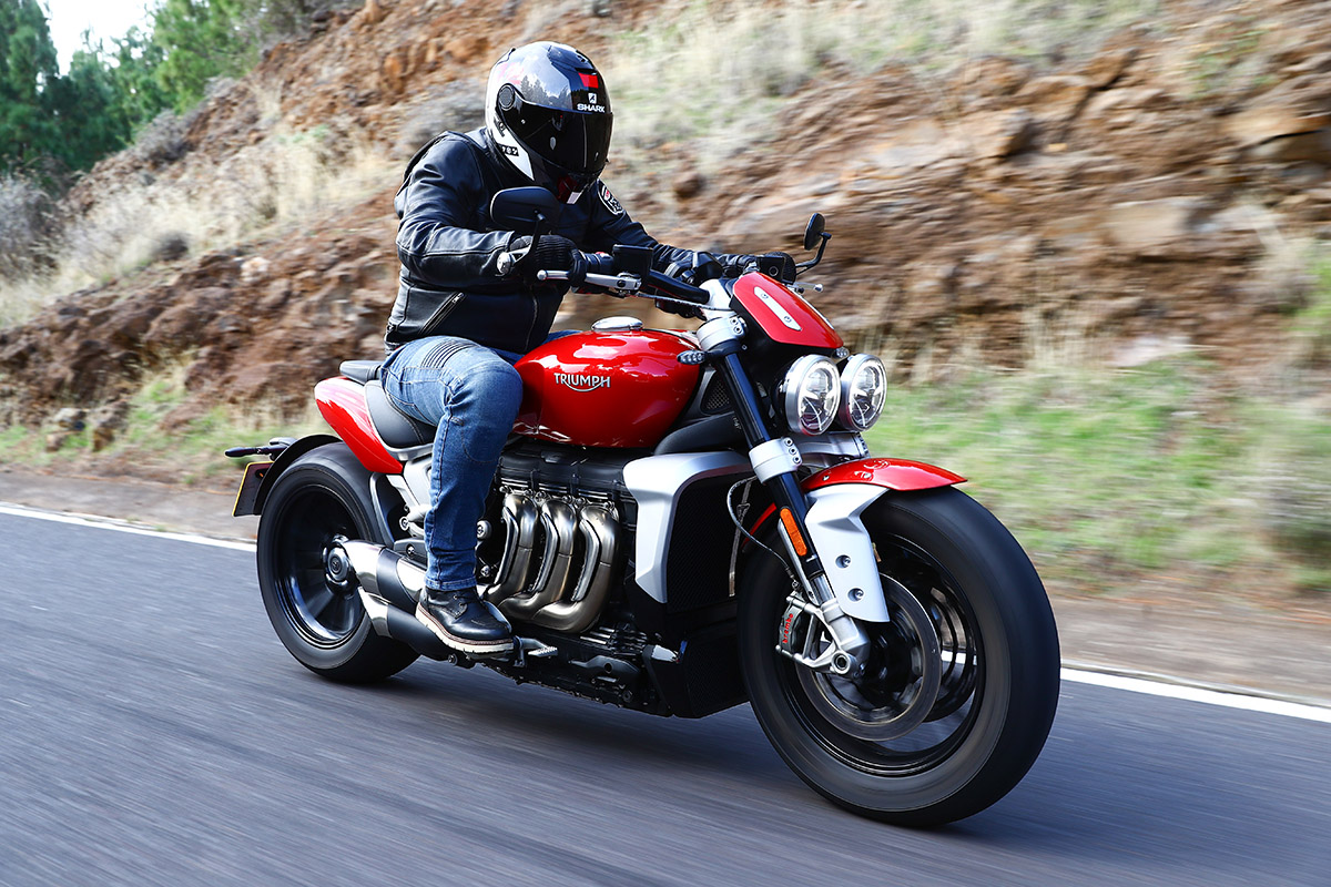 Sus 221 Nm a 4.000 rpm la convierten en la moto con más par motor del mercado
