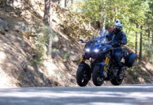 yamaha_niken_gt_2019_04