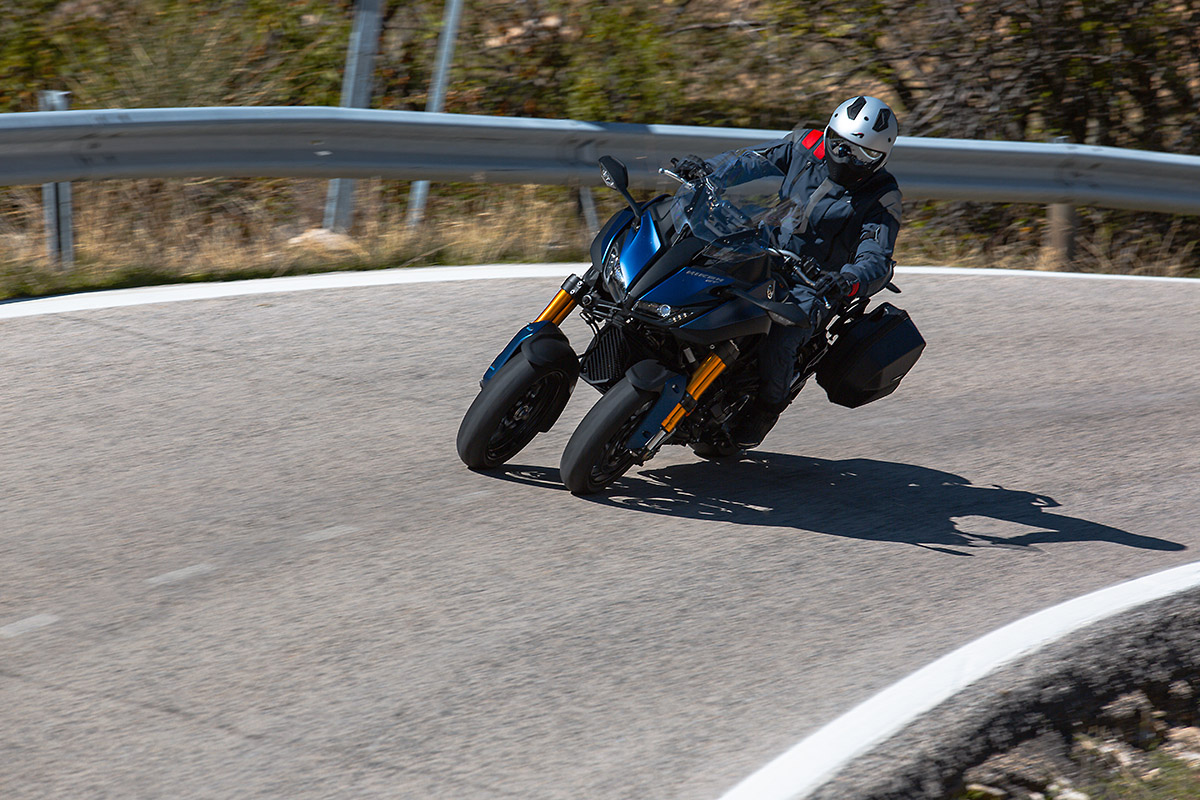 yamaha_niken_gt_2019_06