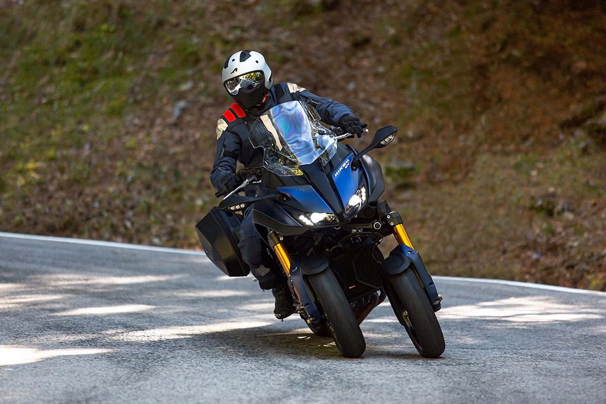 yamaha_niken_gt_2019_10