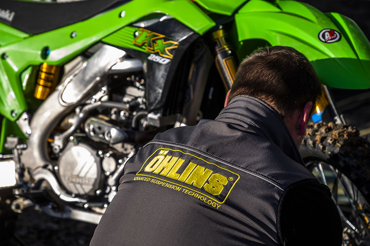 Andreani HMS nos dio la oportunidad de probar los Öhlins TTX
