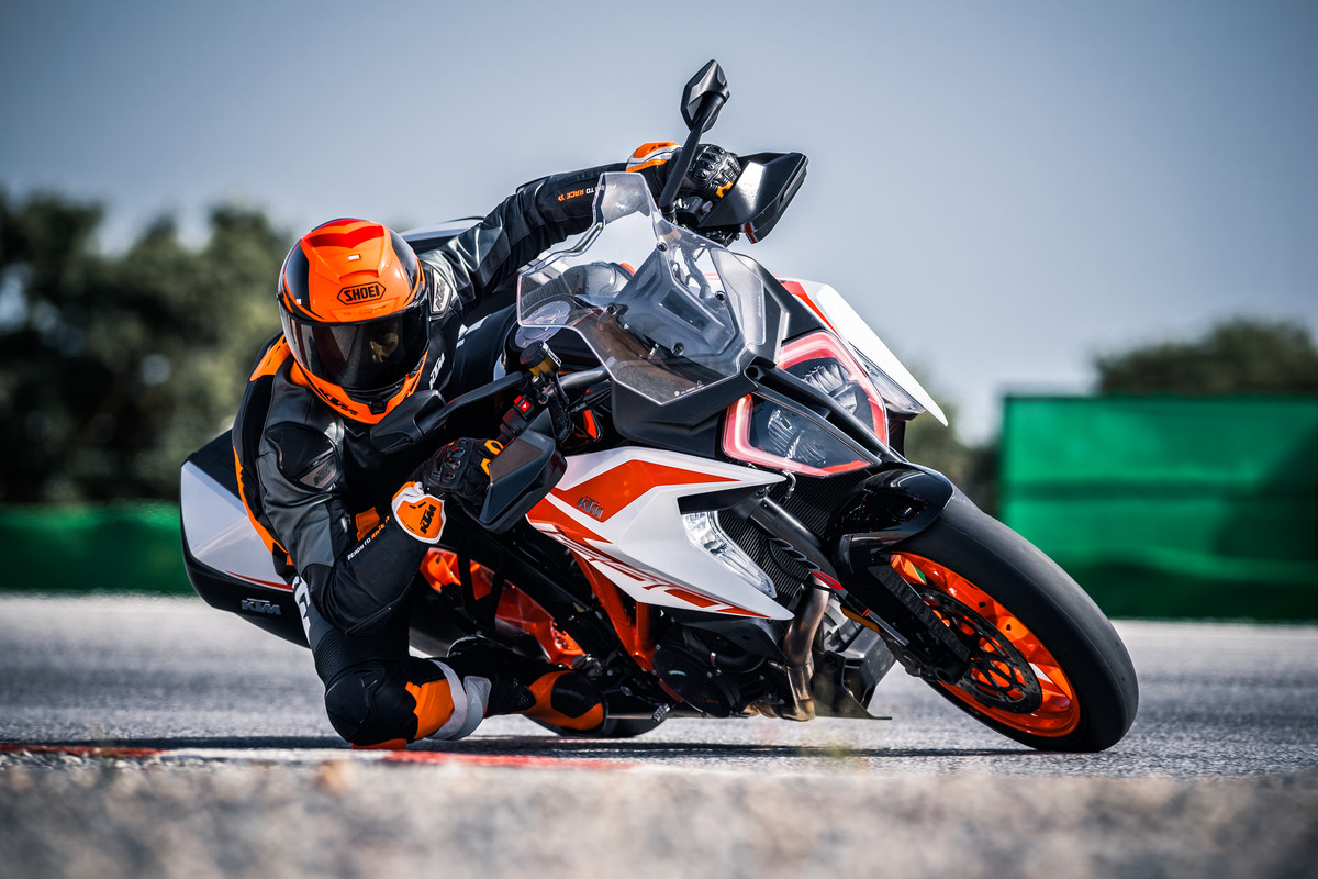 KTM Super Duke GT 2019