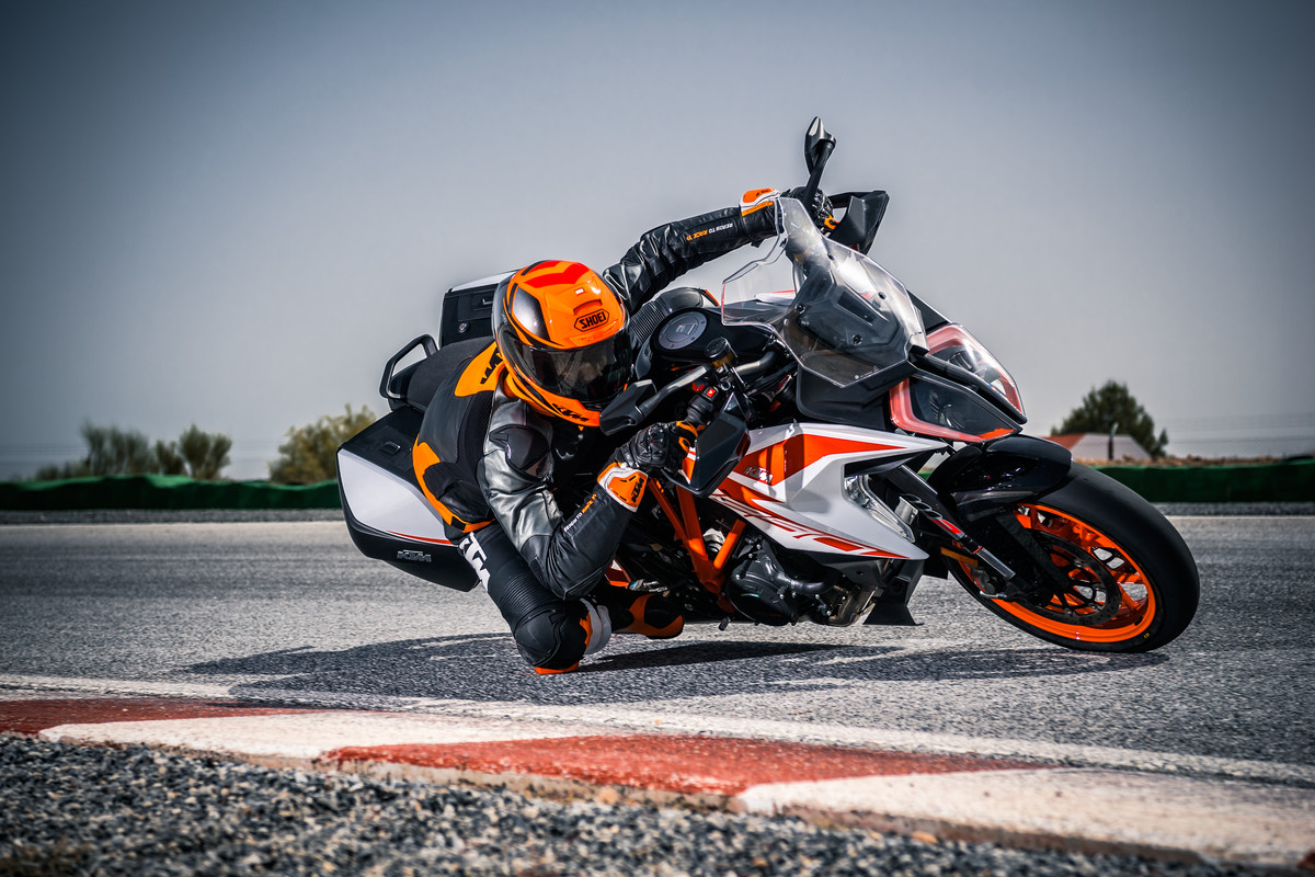 KTM Super Duke GT 2019