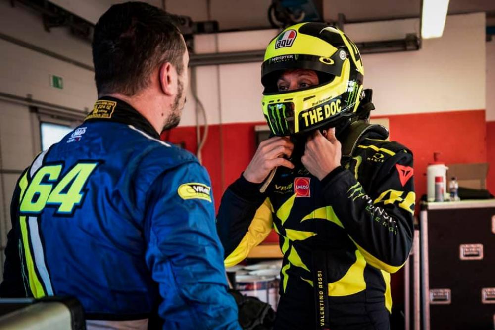 Rossi y Capirossi disputarán las Gulf 12h